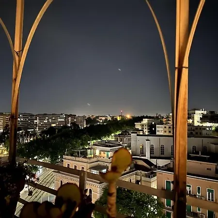 Trastevere Penthouse דירה